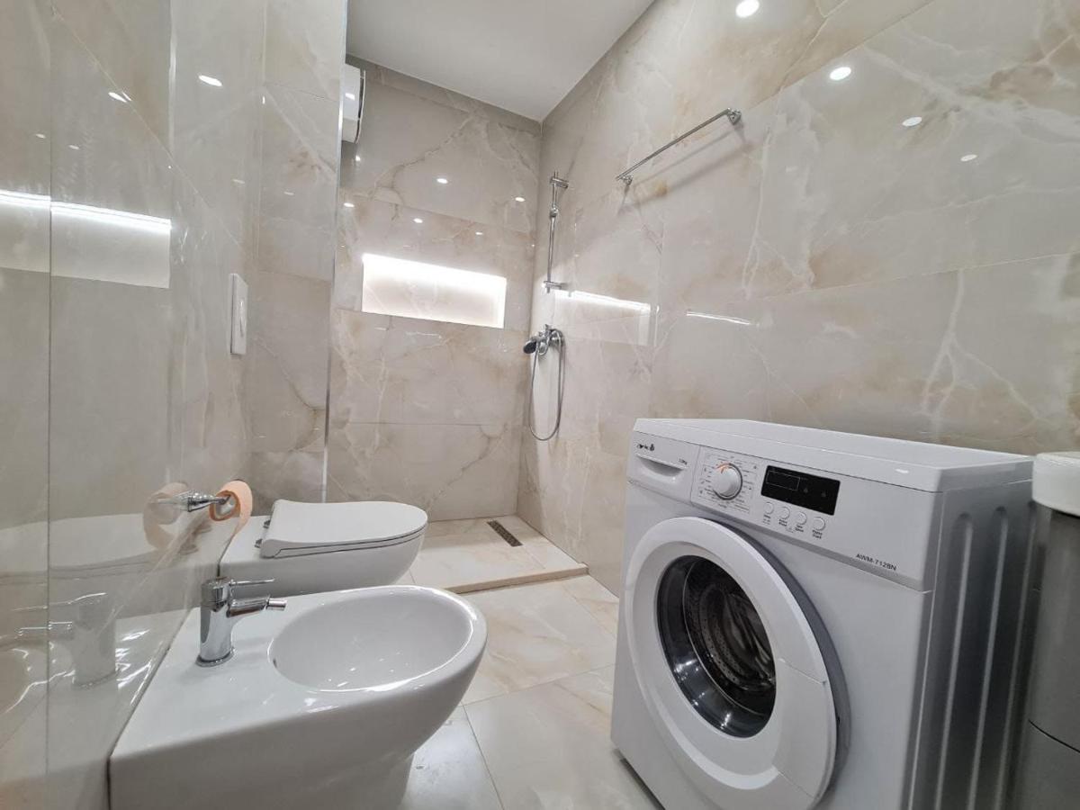Alvi Apartment 格勒姆 外观 照片