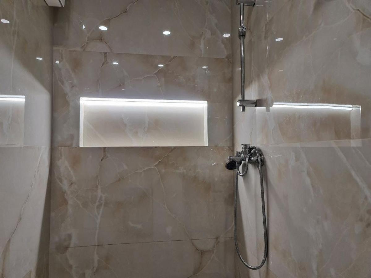 Alvi Apartment 格勒姆 外观 照片